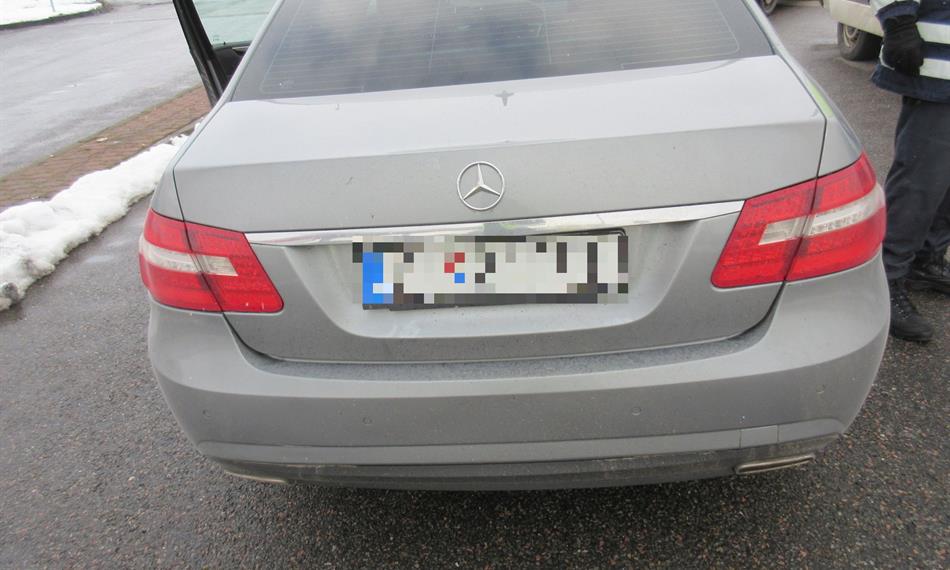 2021-1-27-1018Záchyt cigaret_3.jpg